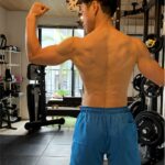 【40代女性の背中の肉が気になる原因】背中痩せのコツは筋トレだけじゃない！後ろ姿を変える方法